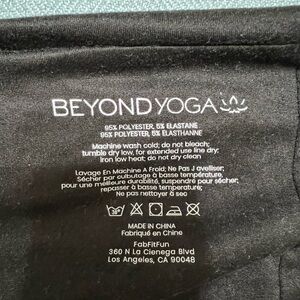 Beyond Yoga Black Infinity Scarf with Pocket